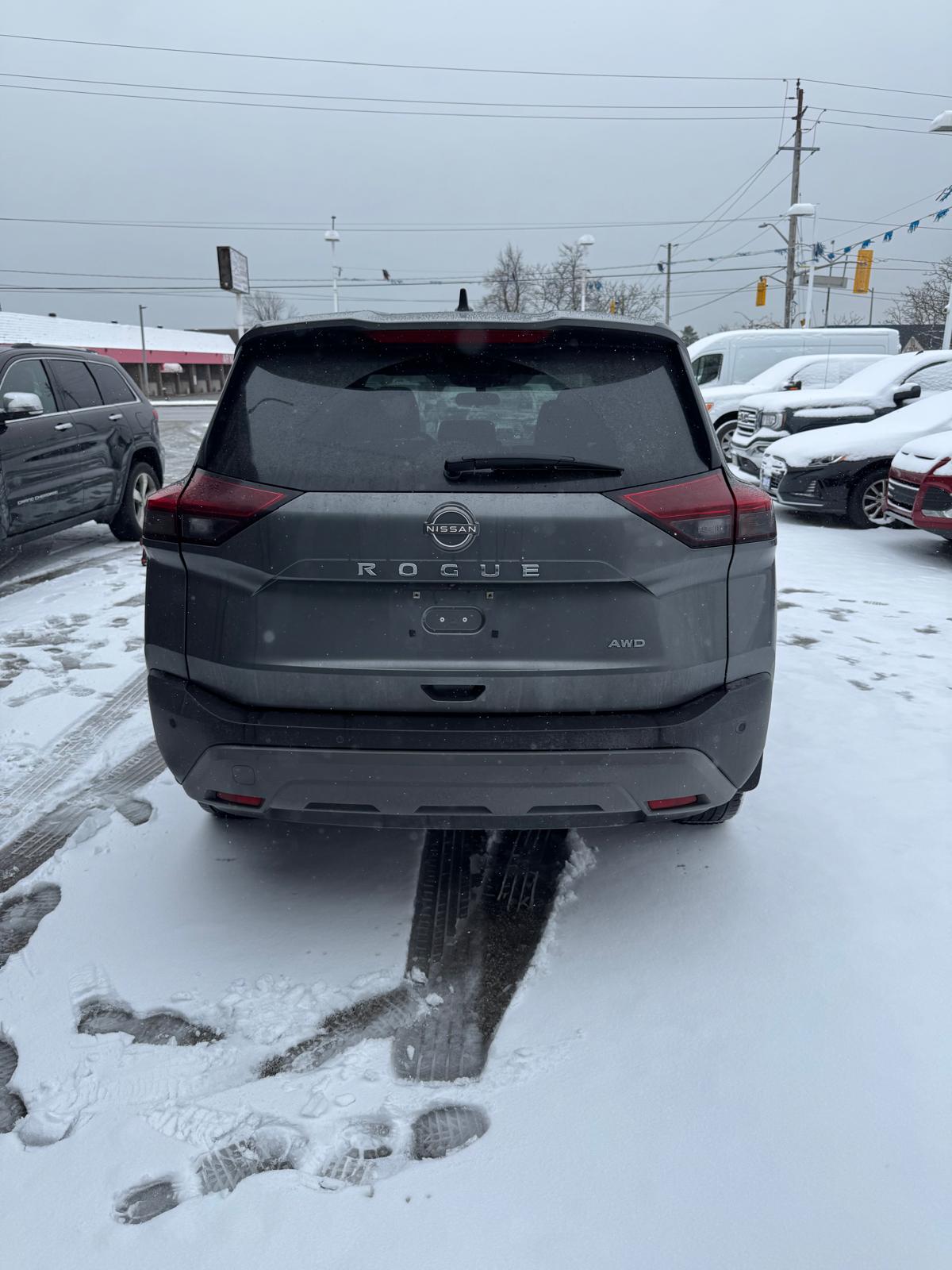 WhatsApp Image 2024-12-20 at 10.06.56 PM (3)